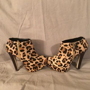 Barely worn gorgeous Top Shop faux Leopard booties